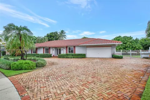 601 SW 74th Ter, Plantation, FL 33317