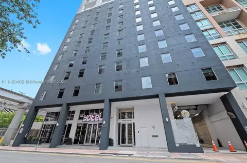 227 NE 2nd St #2612, Miami, FL 33132