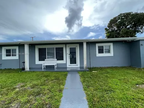 3881 NW 178th St, Miami Gardens, FL 33055