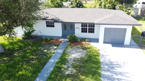 10990 SW 63rd Ter, Miami, FL 33173