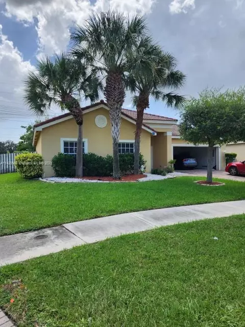 2151 NW 54th Ave, Lauderhill, FL 33313