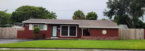 110 SW 64th Ave, Pembroke Pines, FL 33023