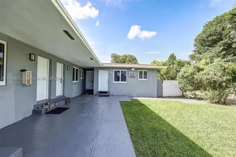 1864 NW 28th St, Miami, FL 33142