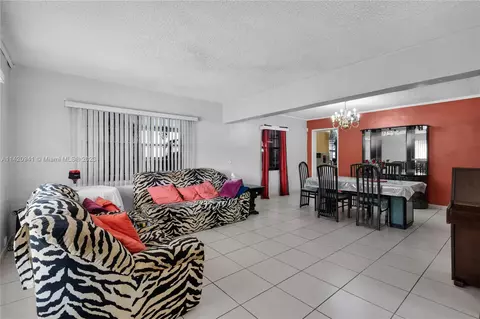 711 E 41st St, Hialeah, FL 33013 photo 4