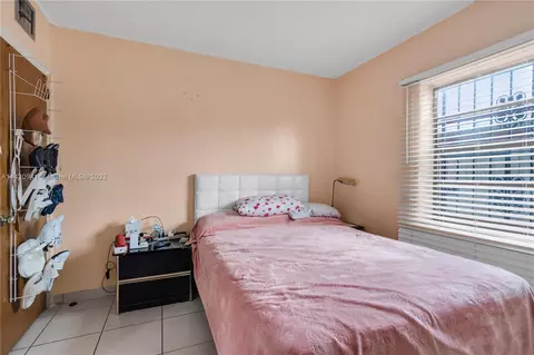 711 E 41st St, Hialeah, FL 33013 photo 11