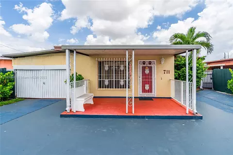 711 E 41st St, Hialeah, FL 33013