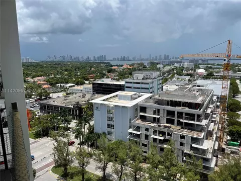 4101 Pine Tree Dr #1731, Miami Beach, FL 33140