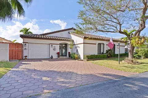 446 SW 89th Ave, Miami, FL 33174