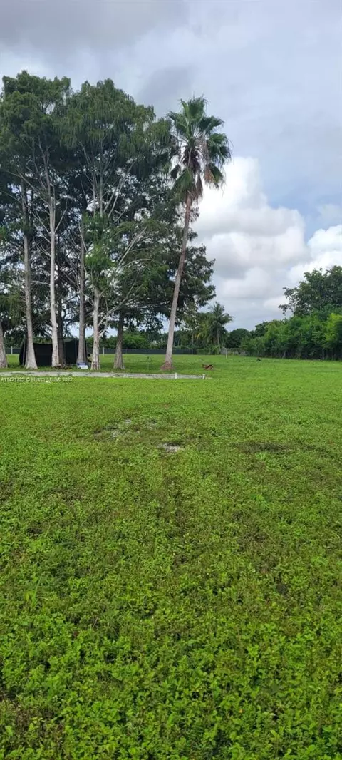 157 Th Street Sw 208th Ave, Miami, FL 33187