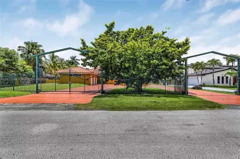 8510 SW 4th St, Miami, FL 33144