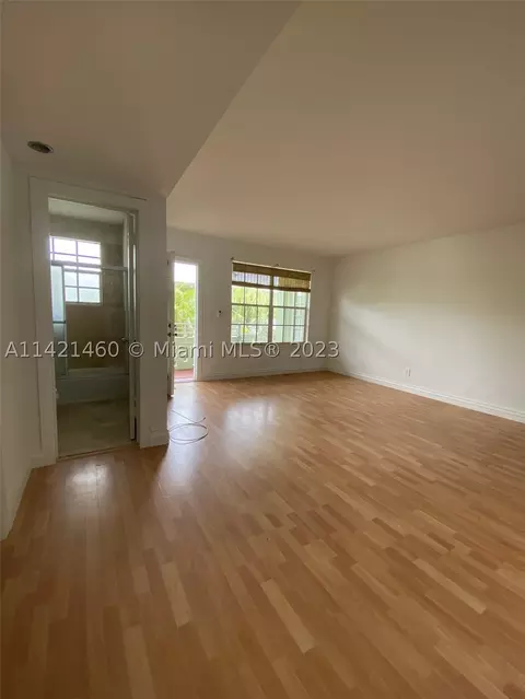 8540 Byron Ave #2B, Miami Beach, FL 33141