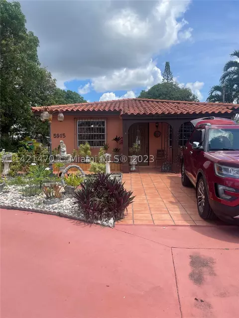 5915 SW 3rd St, Miami, FL 33144