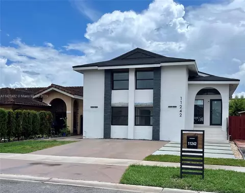 11242 SW 33rd St, Miami, FL 33165