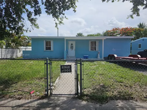 1207 Chateau Park Dr, Fort Lauderdale, FL 33311