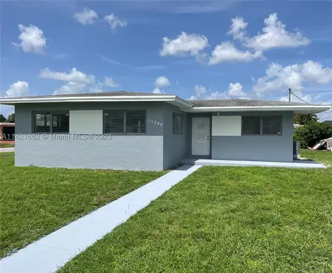 11500 NW 57th Ct, Hialeah, FL 33012