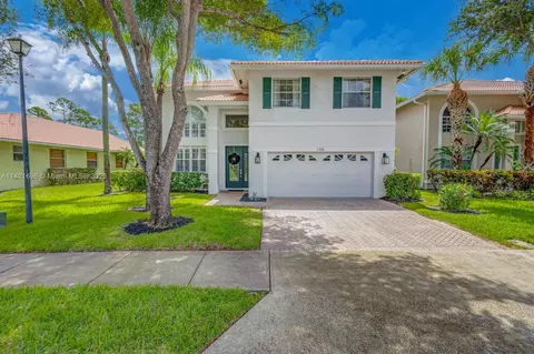 106 Hidden Hollow Dr, Palm Beach Gardens, FL 33418