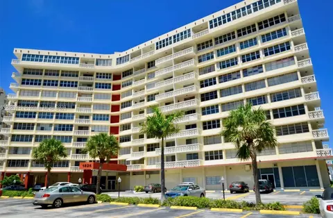1825 S Ocean Dr #1012, Hallandale Beach, FL 33009