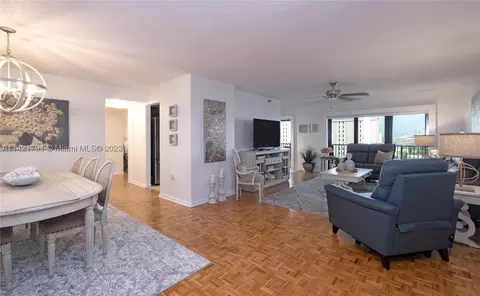 1201 S Ocean Dr #704N, Hollywood, FL 33019