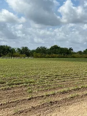 306 SW St Sw 214 Ave, Homestead, FL 33030