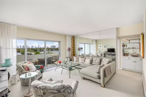 3 Island Ave #7G, Miami Beach, FL 33139