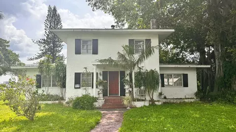 1500 S Palmway, Lake Worth, FL 33460