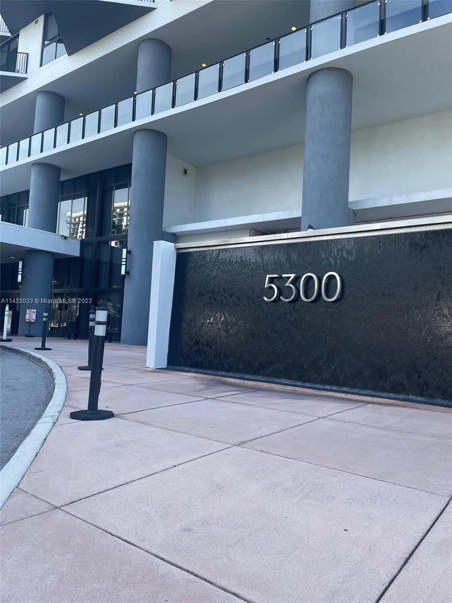 5300 Paseo Blvd Unit 810  