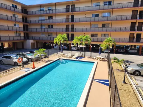 1075 W 68th St #116, Hialeah, FL 33014 photo 11
