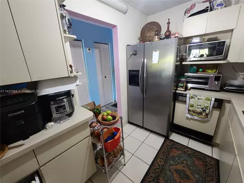 1075 W 68th St #116, Hialeah, FL 33014 photo 6