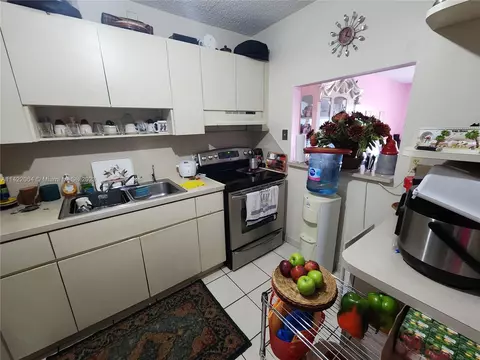 1075 W 68th St #116, Hialeah, FL 33014 photo 5