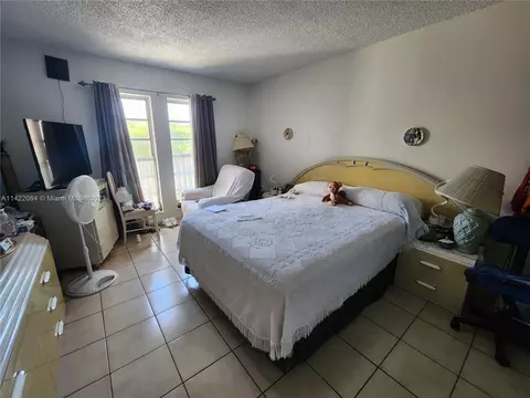 1075 W 68th St #116, Hialeah, FL 33014 photo 7