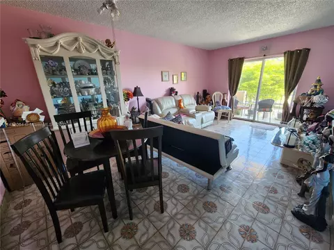1075 W 68th St #116, Hialeah, FL 33014 photo 2