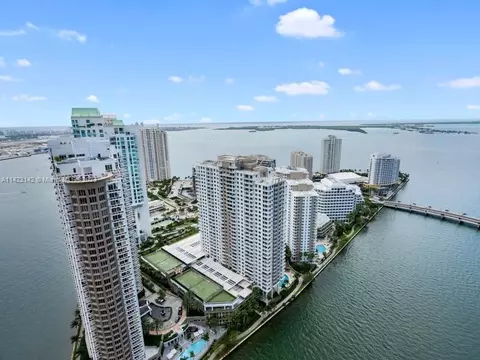465 Brickell Ave #4203, Miami, FL 33131