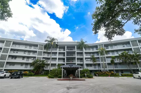 4020 W Palm Aire Dr #307, Pompano Beach, FL 33069