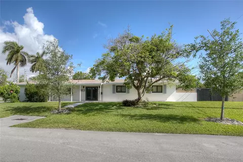 8645 SW 184th Ter, Cutler Bay, FL 33157