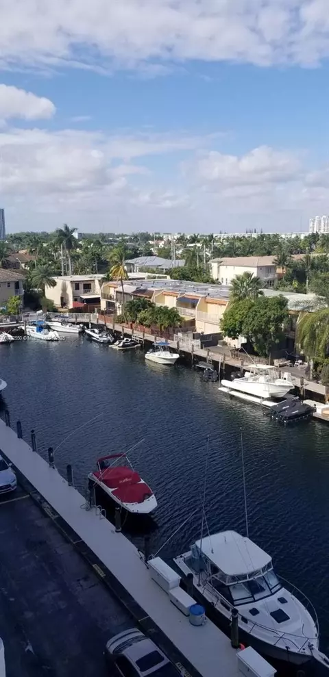 3545 NE 166th St #602, North Miami Beach, FL 33160