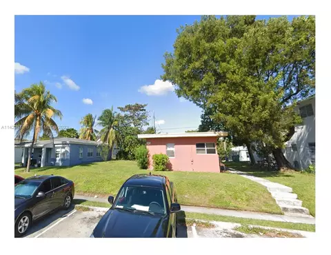 2071 NE 169th St, North Miami Beach, FL 33162