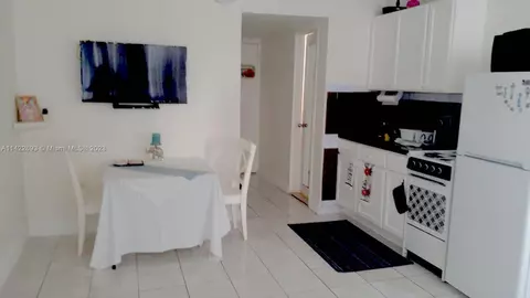 Undisclosed, Miami Beach, FL 33141
