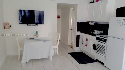 Undisclosed, Miami Beach, FL 33141