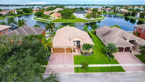 4602 SW 185th Ave, Miramar, FL 33029