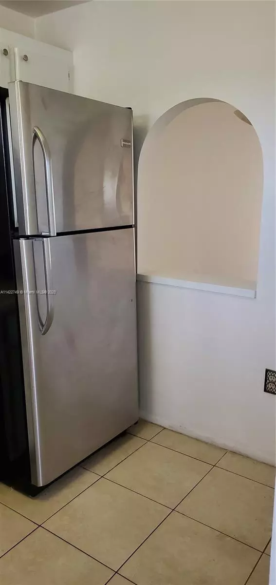  8450 Sunrise Lakes Blvd #210, Sunrise, FL 33322 photo 7