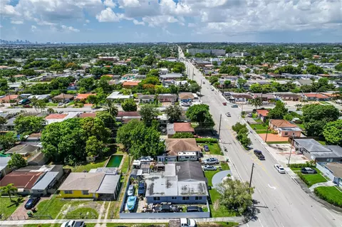 View/Area - 5381 E 4th Ave, Hialeah, FL 33013 photo 5 of 10