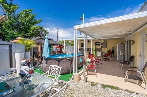 Exterior - 5381 E 4th Ave, Hialeah, FL 33013 photo 4 of 14
