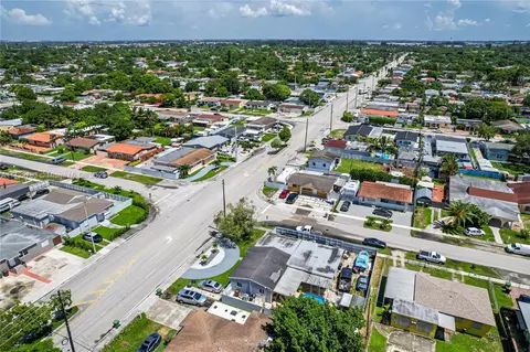 View/Area - 5381 E 4th Ave, Hialeah, FL 33013 photo 1 of 10