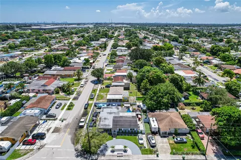 View/Area - 5381 E 4th Ave, Hialeah, FL 33013 photo 9 of 10