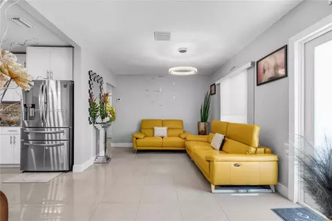 Living - 5381 E 4th Ave, Hialeah, FL 33013 photo 1 of 3