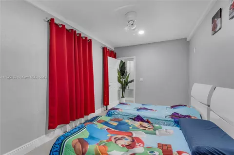 Bedroom - 5381 E 4th Ave, Hialeah, FL 33013 photo 5 of 7