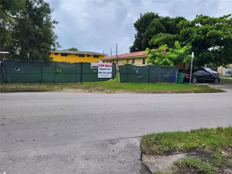 Undisclosed, Miami, FL 33125