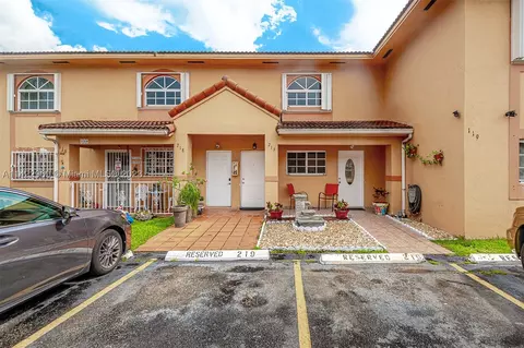3375 W 76th St #219, Hialeah, FL 33018 photo 1