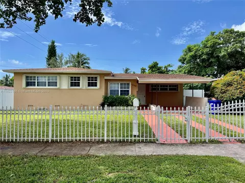 1090 NE 162nd St, North Miami Beach, FL 33162