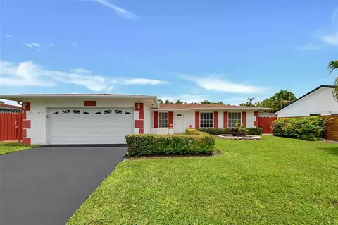 8021 SW 134th Ave, Miami, FL 33183